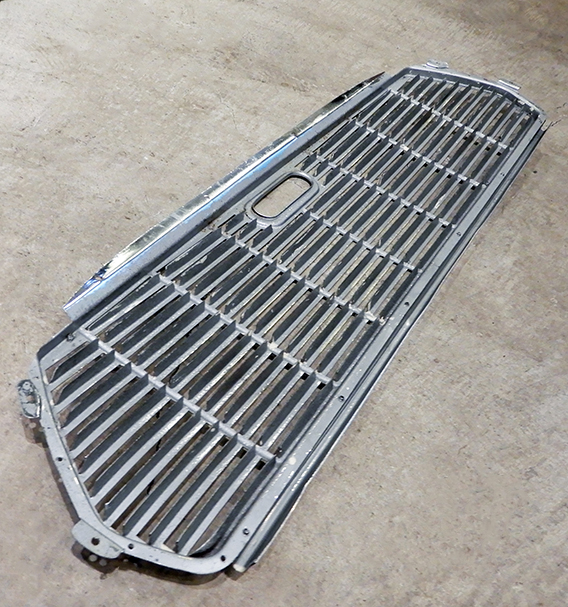 60'S MORRIS MINI MK2 ORIGINAL FRONT GRILE